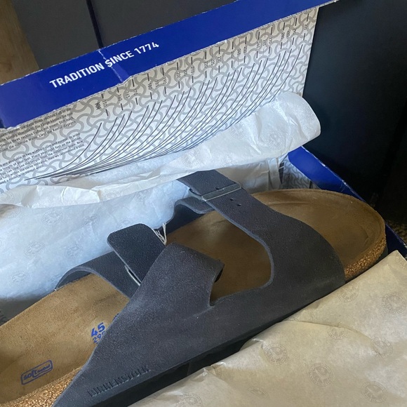 NIB Birkenstock Arizona Velvet Grey - Soft Footbed - Picture 4 of 7